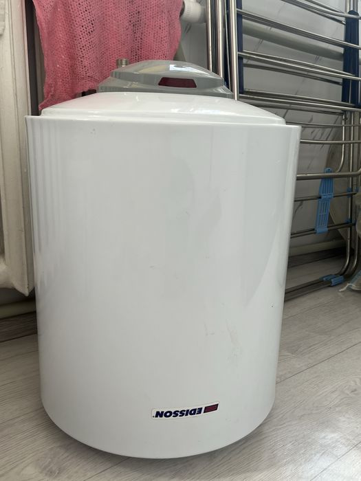 Есік,раквина,аристон сатылады