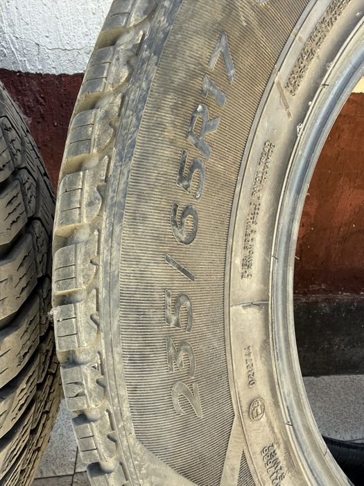 Продам зимние шины Goodyear