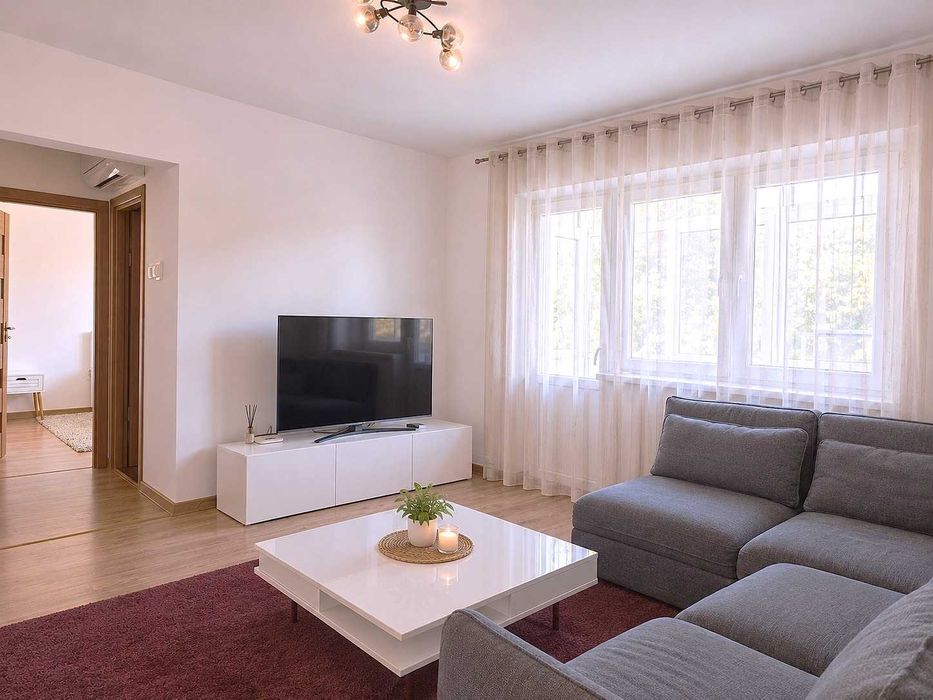 Apartament de inchiriat, renovat - nou cu Centrala Termică Proprie, în Centru - zona Podgoria Arad — fotografia 1