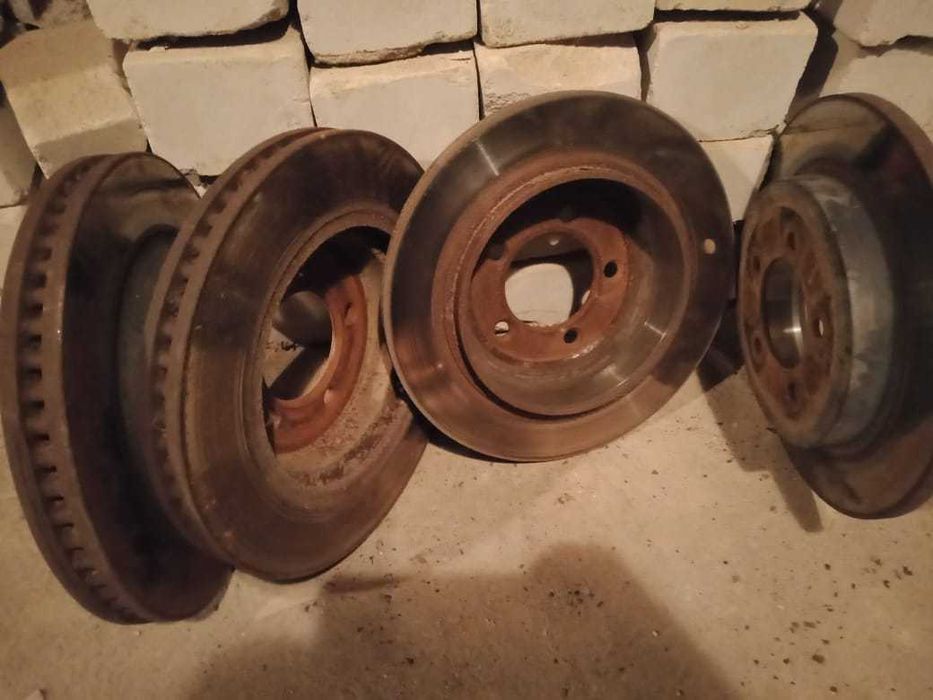 Запчасти Форд Эксплолер.