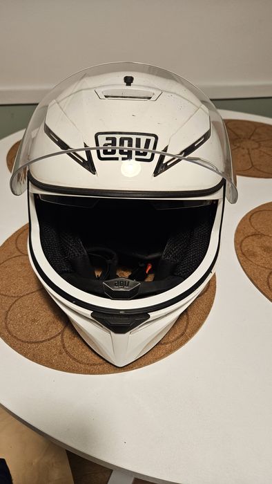 Vând casca motor fete AGV