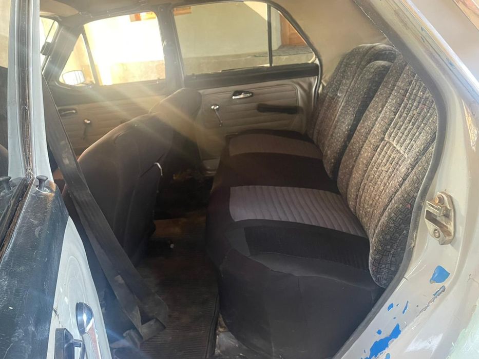 Волга машинаси бор