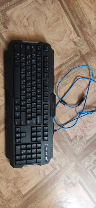 Продам игровую клавиатуру