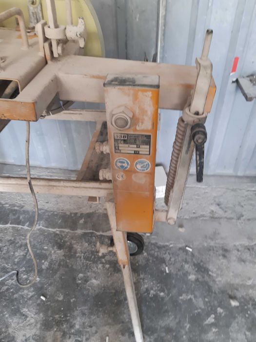 Masina de taiat piatra, caramida, marmura, granit