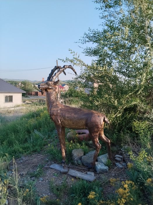 Продам фигуру горного козла