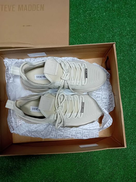 Маратонки модел  STEVE MADDEN