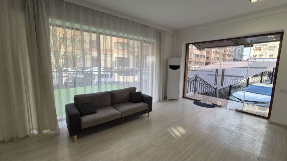 СРОЧНО СВОЯ Продается комерческое  помощение  от собственника 8 роддом