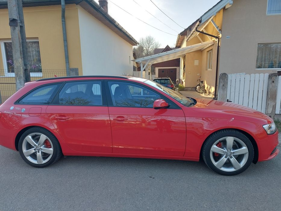 Vând Audi A4 combi