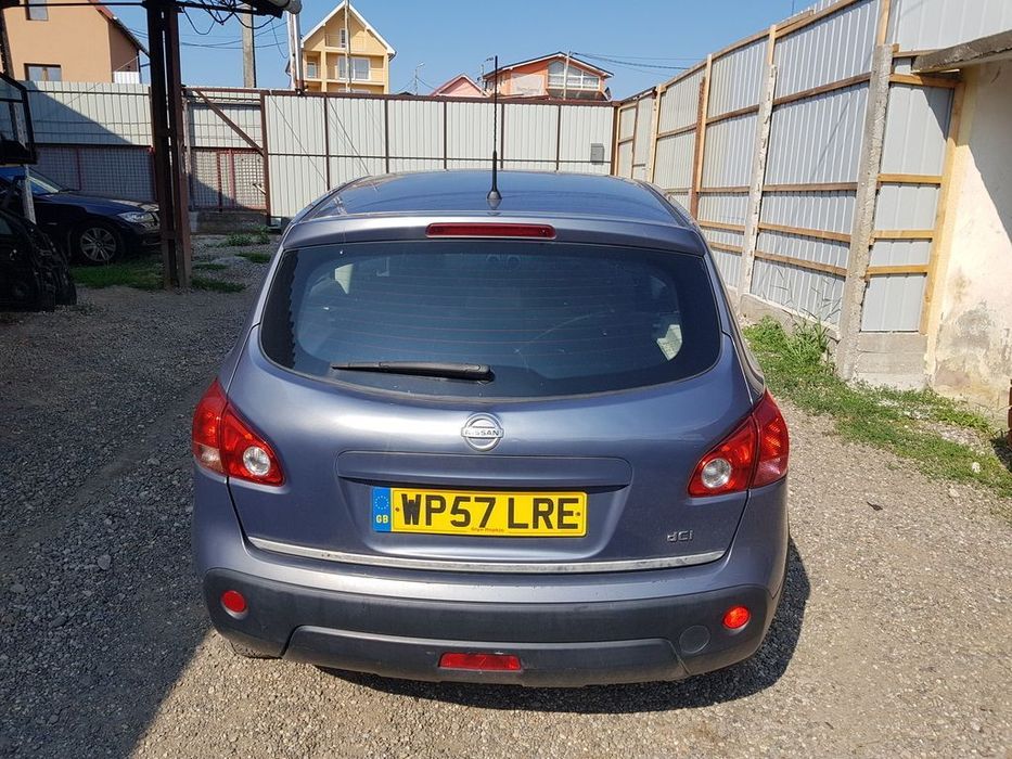 Dezmembrari dezmembrez  Nissan Qashqai 1.5 D, 2.0 D,1.6 Benzina, 1.5 Dci