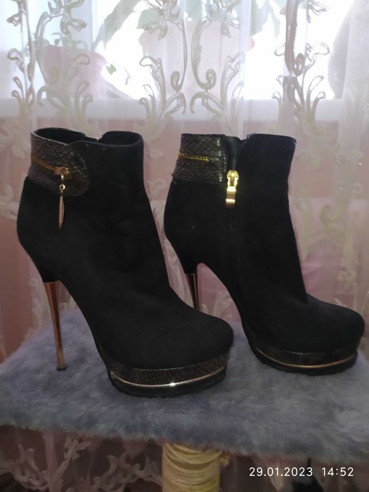 Женская обувь сапоги зима