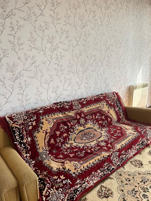 Диван 3 -х местный   без   кресел.