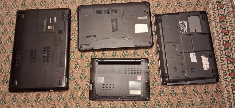 la vanzare laptopurile : functionale ...cititi  mentionarile