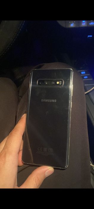 Продам Самсунг s10+ Вьетнам