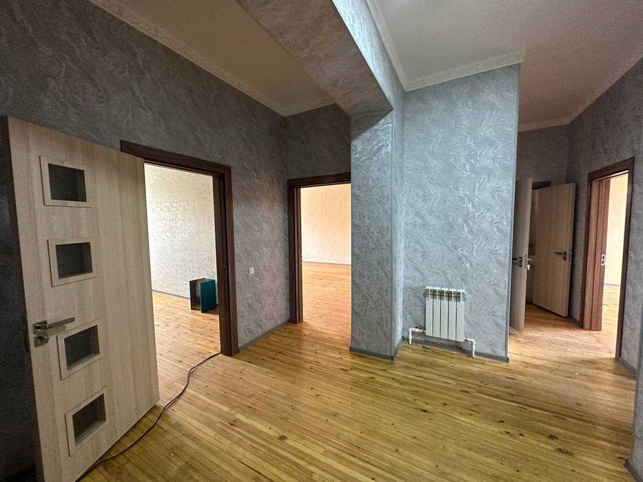 2 mavzeda 3 xonalik uy sotiladi