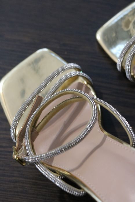 Sandale aurii cu toc 10cm