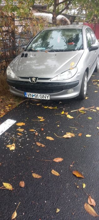 Vând Peugeot 206