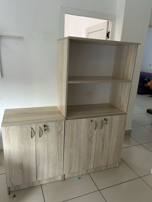 Парта,стулья,доска,шкафы