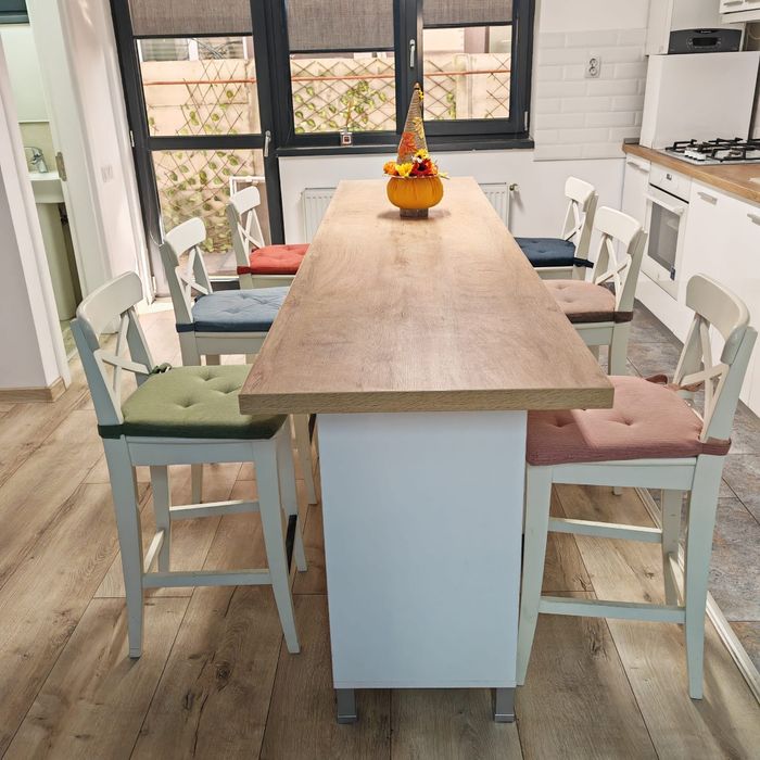 Masa(insula)6 scaune înalte