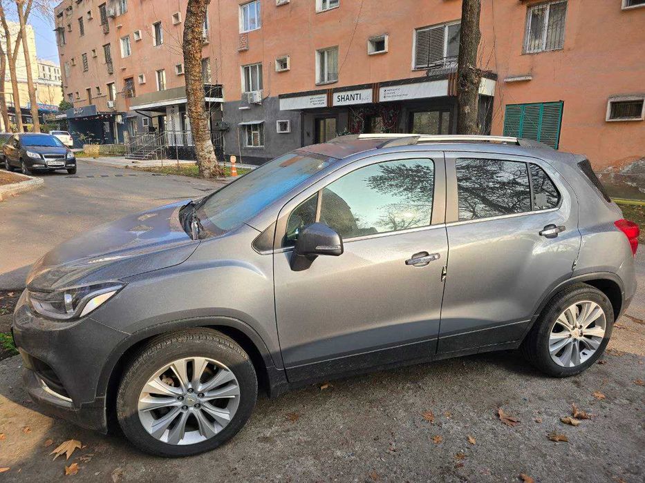 Chevrolet Tracker 1 Premier 2020г.