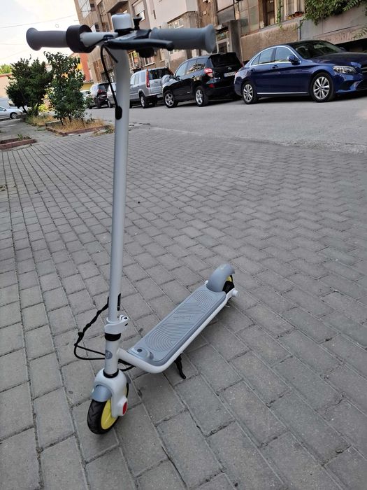Детска електрическа тротинетка Ninebot eKickScooter ZING C10