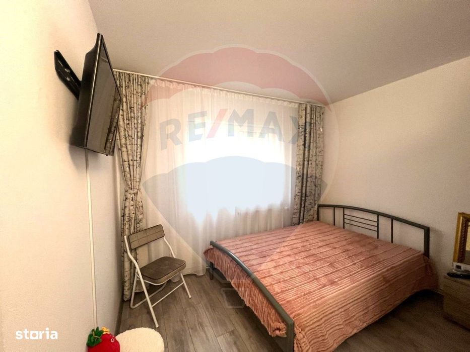 Apartament cu 2 camere semidecomandate de vânzare în zona Republicii