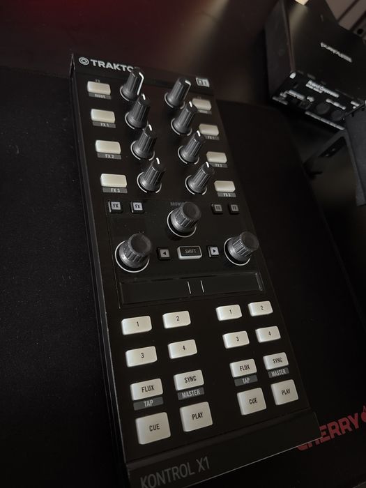 Traktor x1 mk2 second