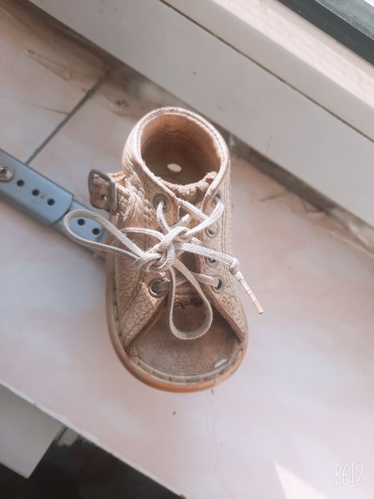 Обувь ортопедический