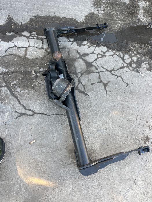 Теглич Audi Q5 2023г