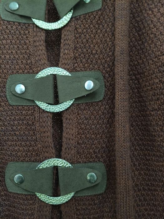 Продам кофту новую