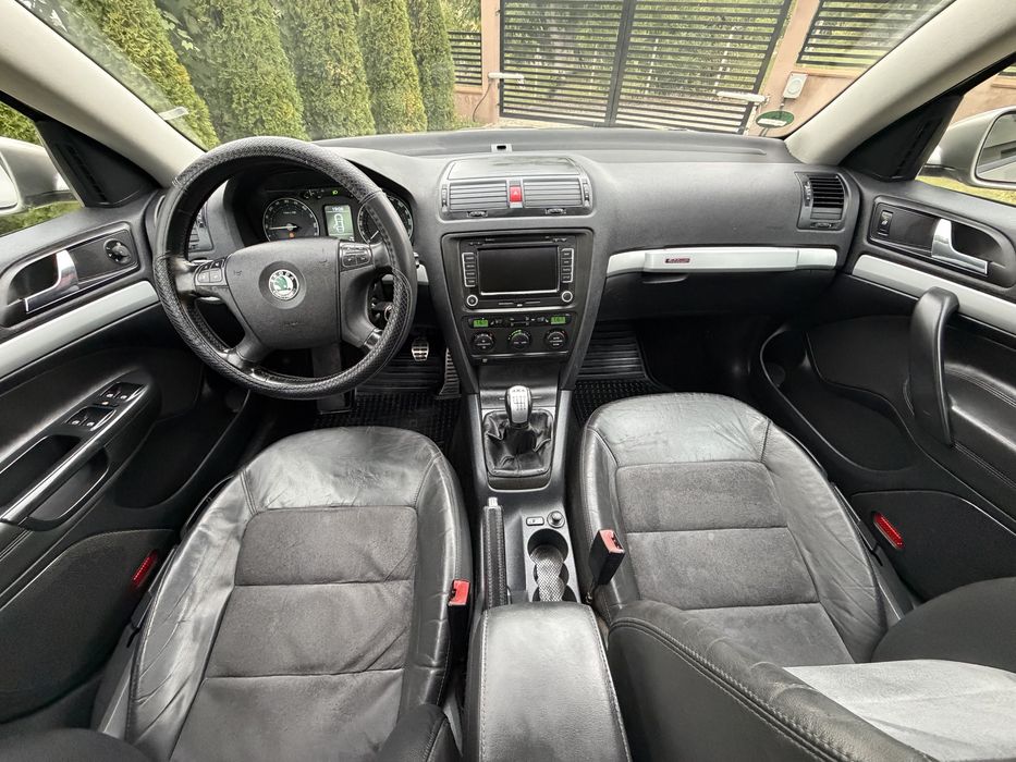 Skoda octavia scout 2.0 tdi /4x4 /xenon / trapa