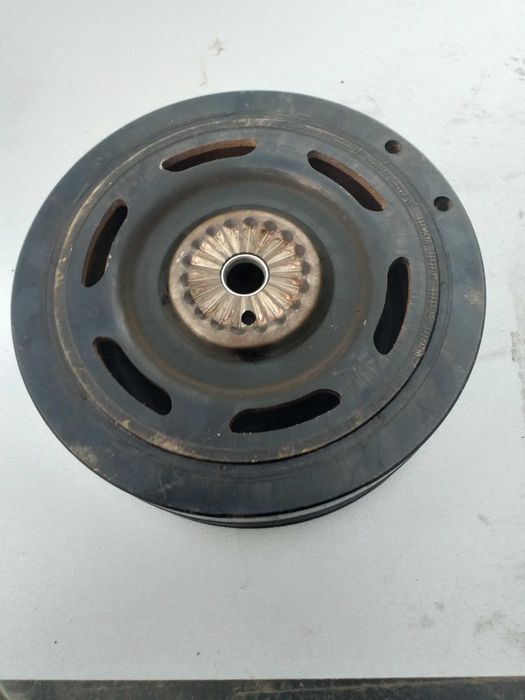 Fulie vibrochen audi a6 3.0  v6 audi a4 a5 a6 a7 2016