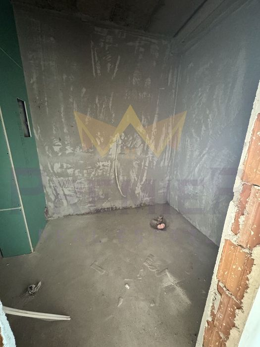 Продава се Тристаен апартамент в София, Полигона - 207 кв.м за 1435 €/кв.м - Снимка #5