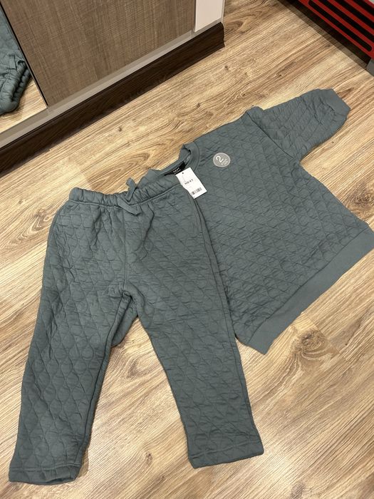 Нови Детски дрехи Next р-р 3-4/104