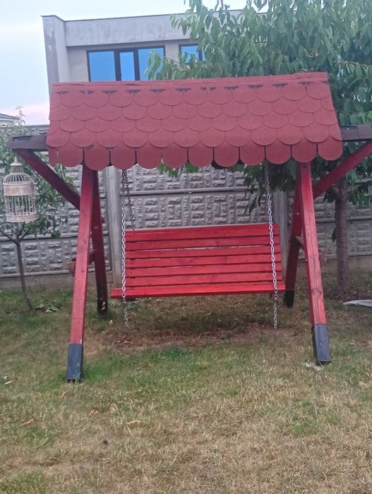De vânzare 2 leagăn pt adulții și pt copii.