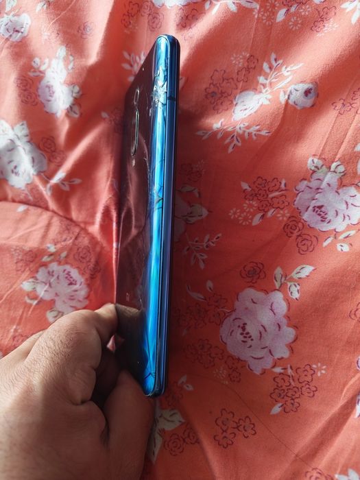 Mi 9T sotiladi karopka dakumenti yuqolib ketgan aybi shu rasmda kursat