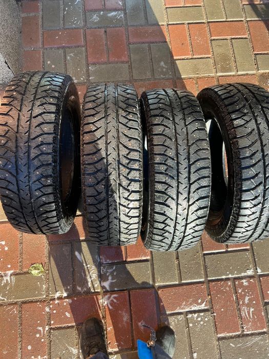 Продам зимние шины