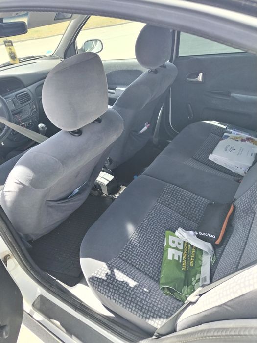 Renault megan 1 1.6. Benzina 16 valve