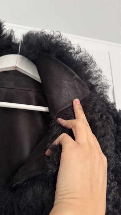 СРОЧНО Новая дубленка черная