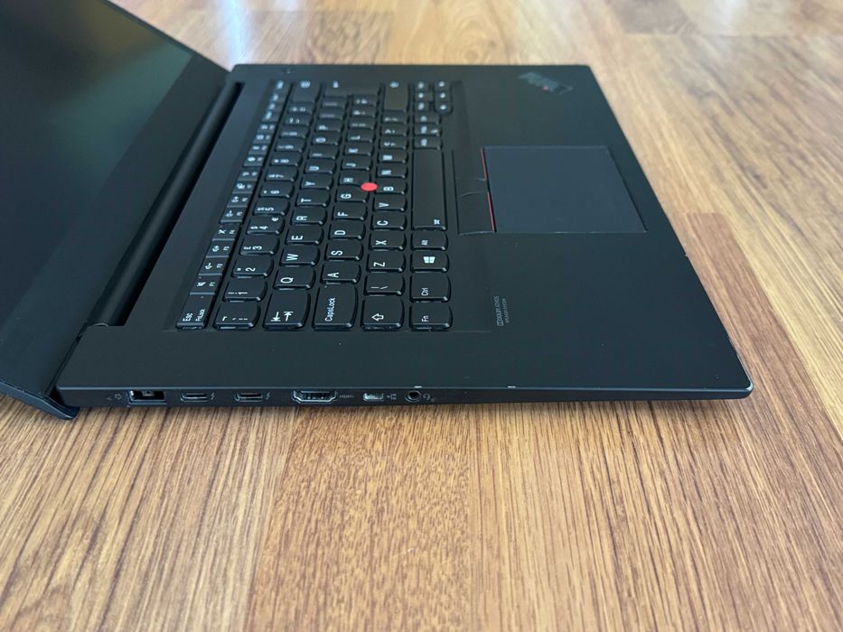 15.6' Full HD i7-8750H Lenovo ThinkPad P1 16GB DDR4/256GB NVMe/Nvidia Quadro P1000 4GB/Батерия 3ч