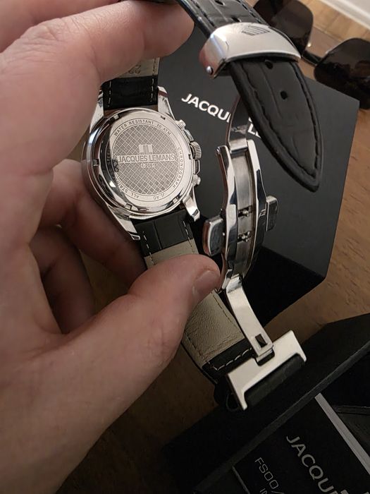 Часы оригинальные