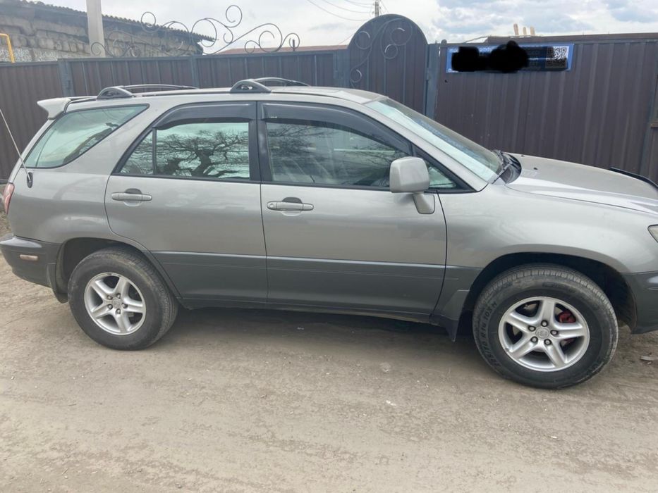 Продам Lexus RX 300