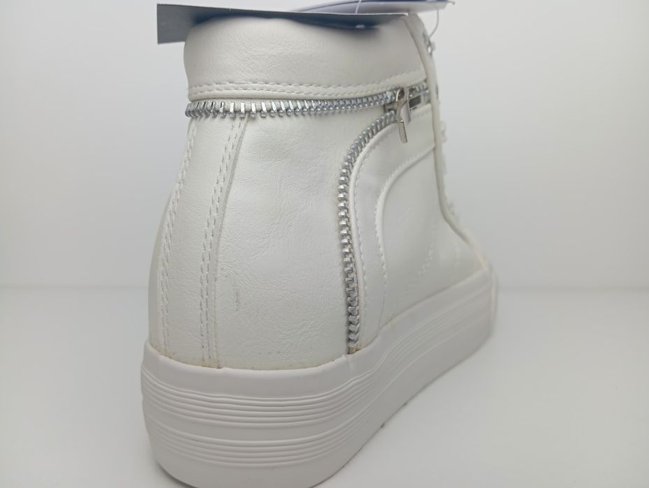 Кецове Reserved 37