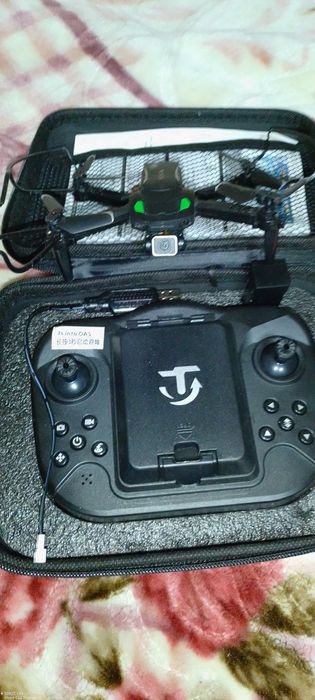 Vând dronă nou nouță