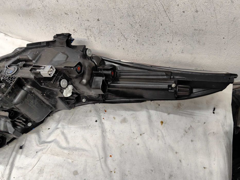 Оригинален фар Тойота  Toyota C-HR Full Led