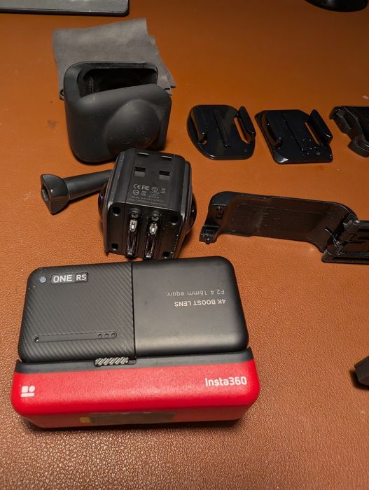Экшен камера insta 360 one rs twin edition