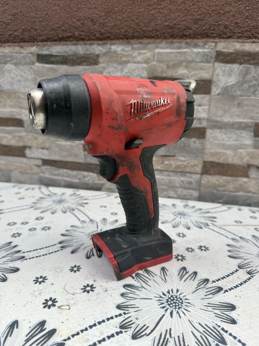 Акумулаторен пистолет за горещ въздух MILWAUKEE M18 BHG-0