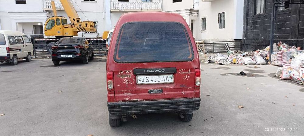 Продается "Дамас" в хорошем состоянии.