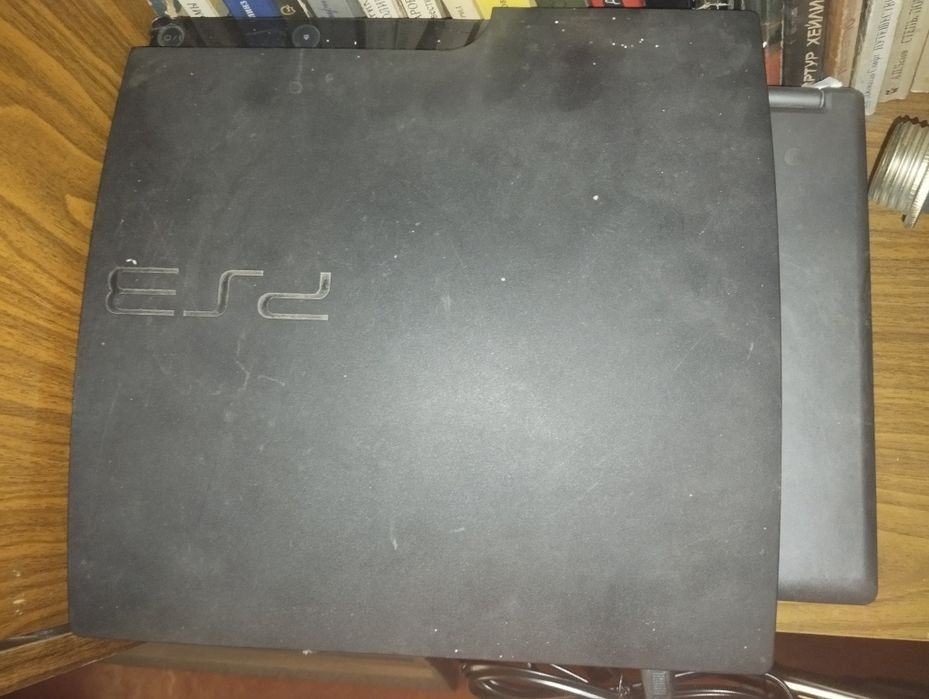 PS3 с диском ГТА5 в рабочем состоянии