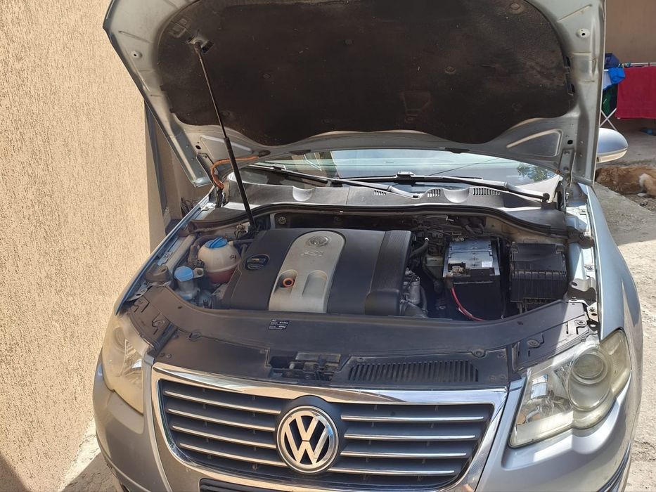 Volkswagen Passat 2006 benzină, 2.318 € — imagine 4