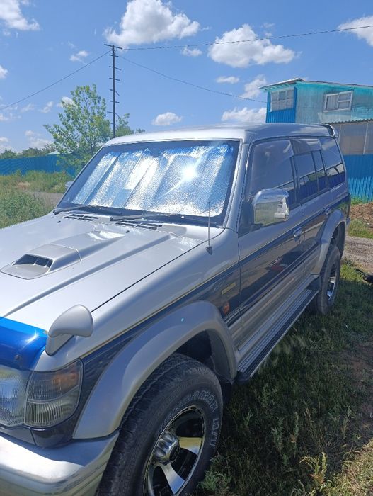 Продам Митсубиси Паджеро 2